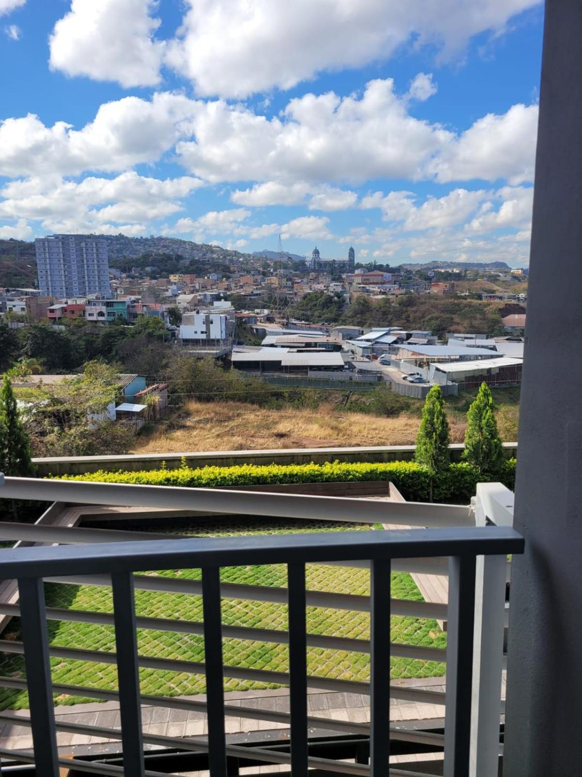 Opal-203 Condominio Confortable En Ecodistrito Tegucigalpa Ngoại thất bức ảnh